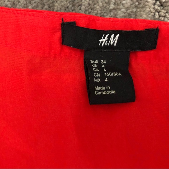 H&M blouse - Picture 2 of 4